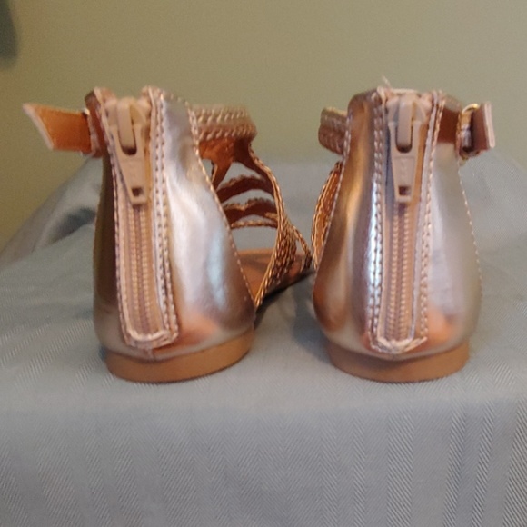 😊 So. AAH (Girls) Sandals NWOT - Picture 2 of 8